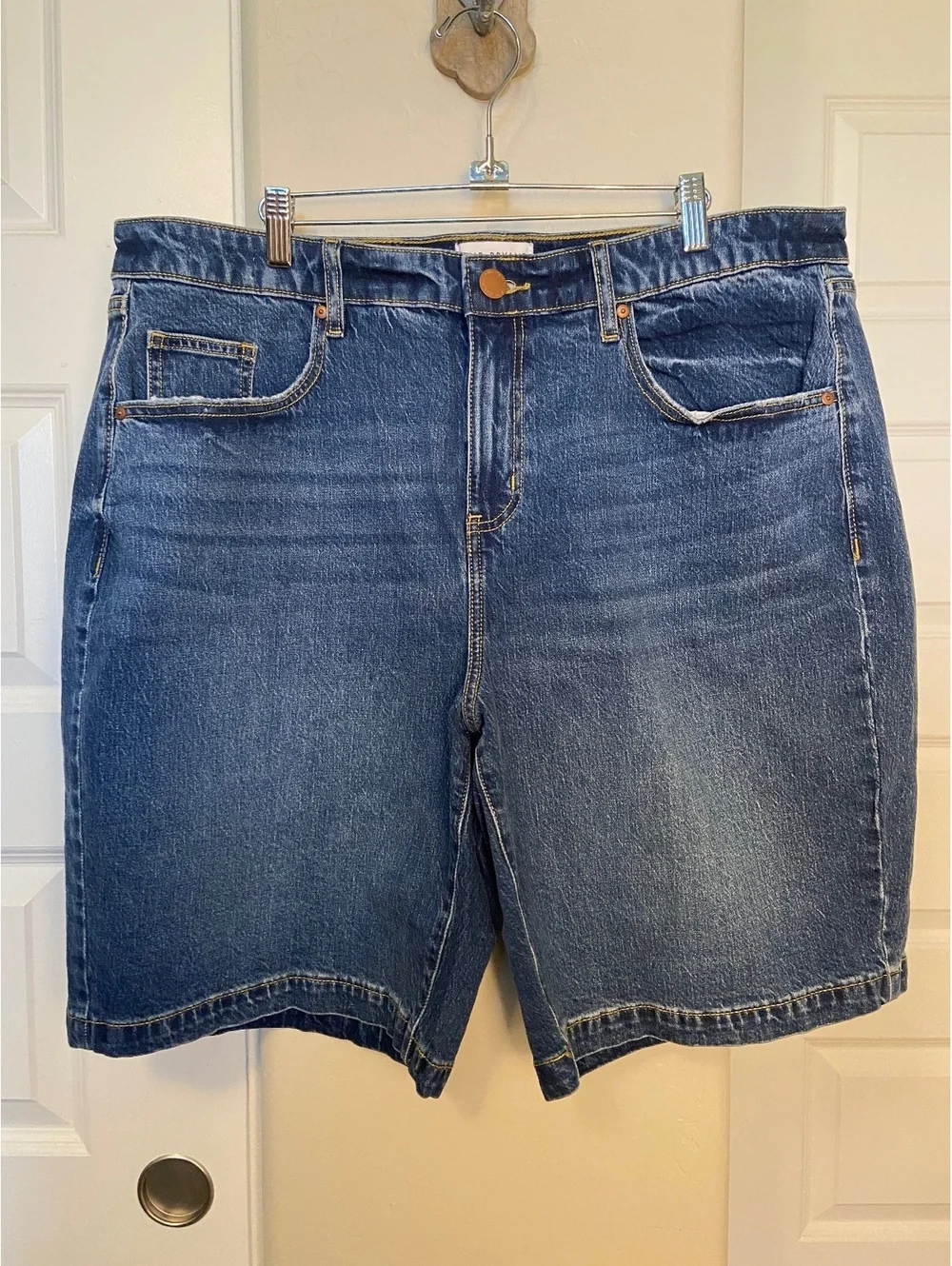 Lane Bryant Dark Blue Denim Relaxed Fit Jean Shorts